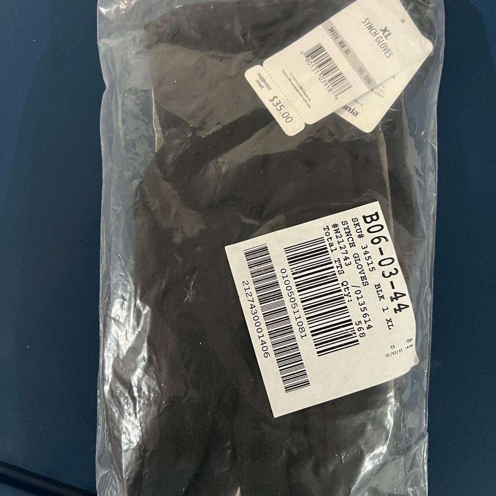 Patagonia Black Insulated Gloves